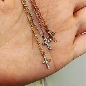 Diamond cross necklaces/14karat gold